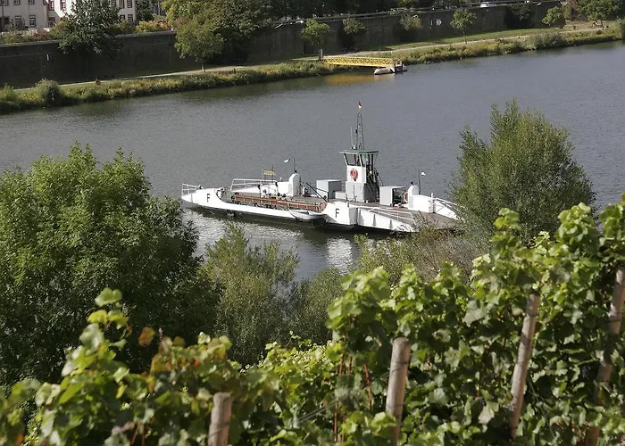 Weingut Paul Stoelben Appartement *